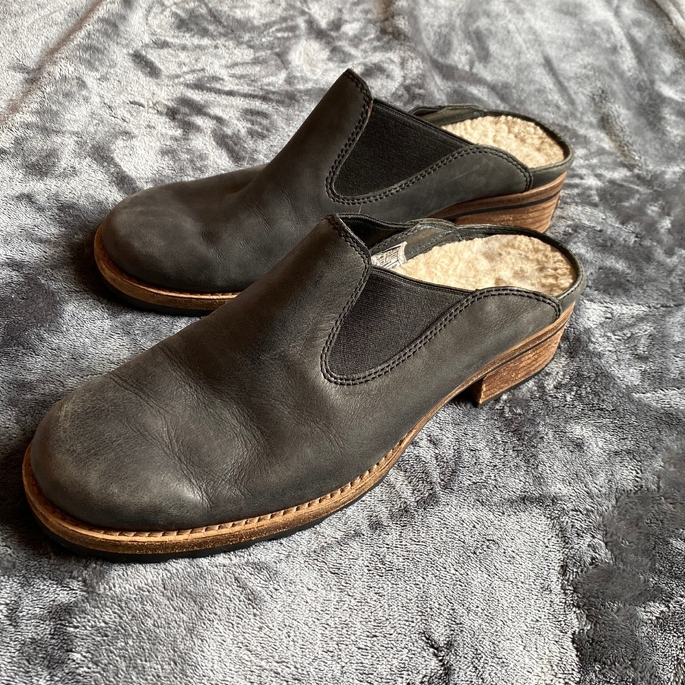 Ugg Mules